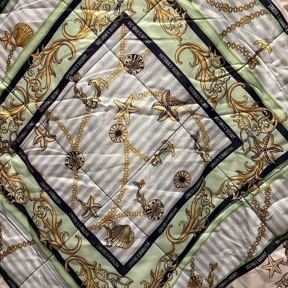 Victorias Secret Packable Blanket Nautical Beach Picnic Blanket Size 52X57 - Picture 13 of 14